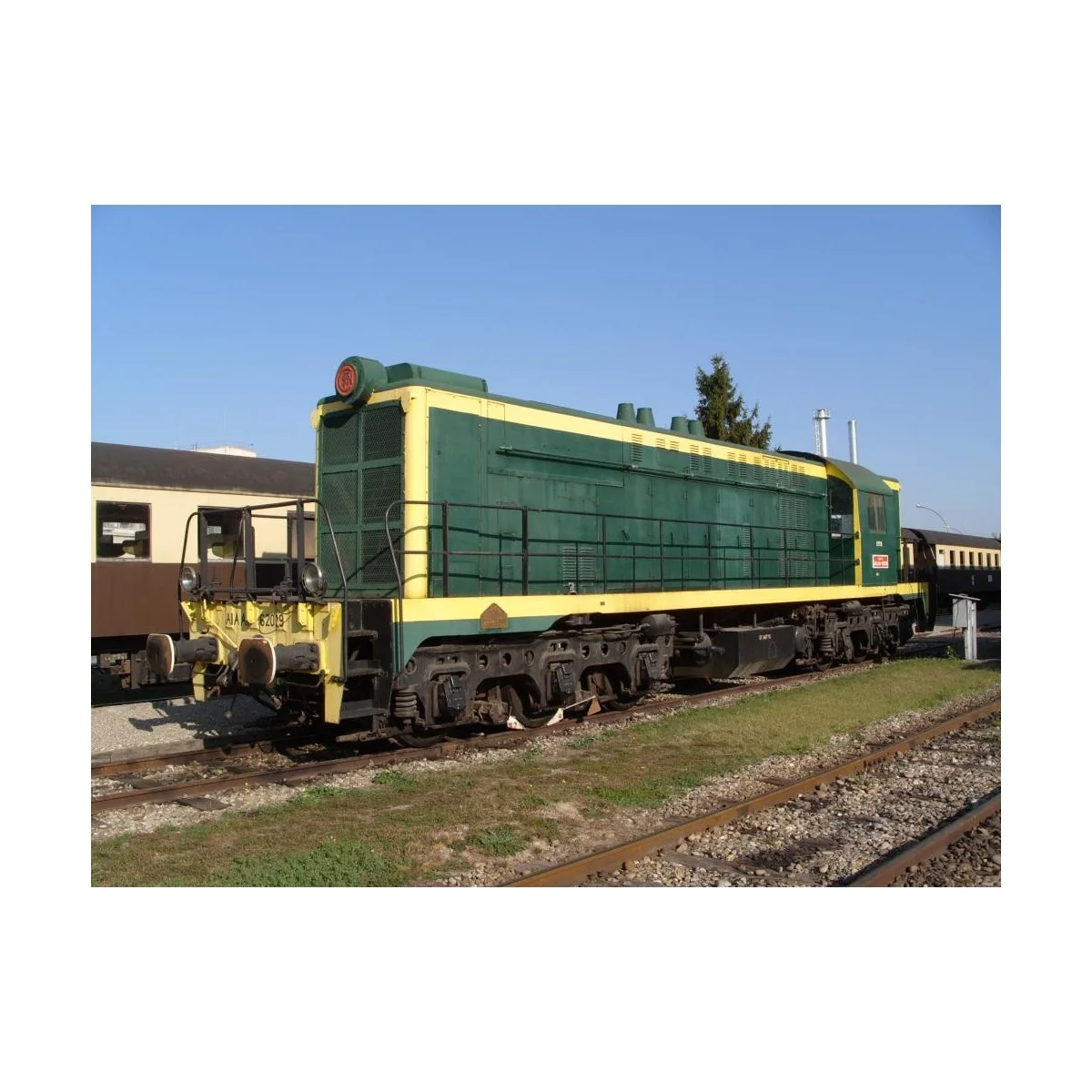 Esu 57419 Sound decoder, Loksound V4, for diesel locomotive A1AA1A ...