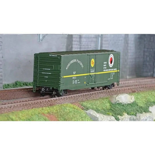 HR6665A-Rivarossi HR6665A US covered bogie wagon, without roof walkway "Northern Pacific", US-Boxcar no. 98111