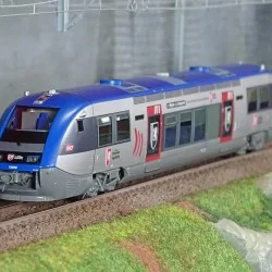 Jouef HJ2438S Autorail diesel X 73500, SNCF, Nouvelle Aquitaine (Bordeaux), digital sonore Jouef HJ2438S - 1