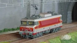 Jouef HJ2452 Locomotive électrique CC 6526, Le Capitole, SNCF Jouef HJ2452 - 1