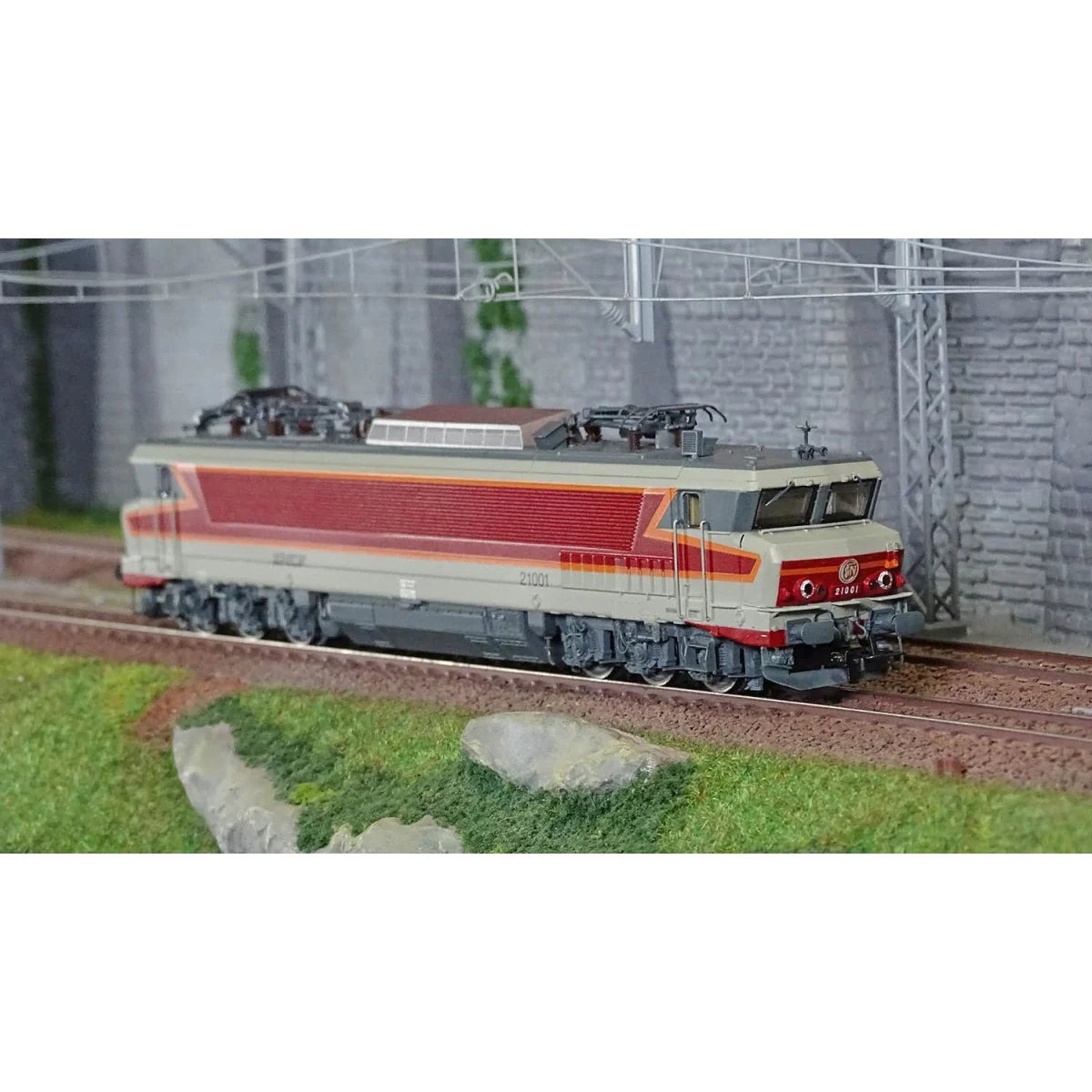 Jouef HJ2454S CC 21001 dual-voltage electric locomotive, Grand Conf...