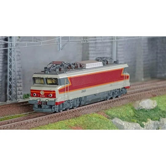 Jouef HJ2454 Locomotive électrique bi-courant CC 21001, Grand Confort, logo nouille, SNCF Jouef HJ2454 - 1 HJ2454-Jouef HJ2454 Locomotive électrique bi-courant CC 21001, Grand Confort, logo nouille, SNCF