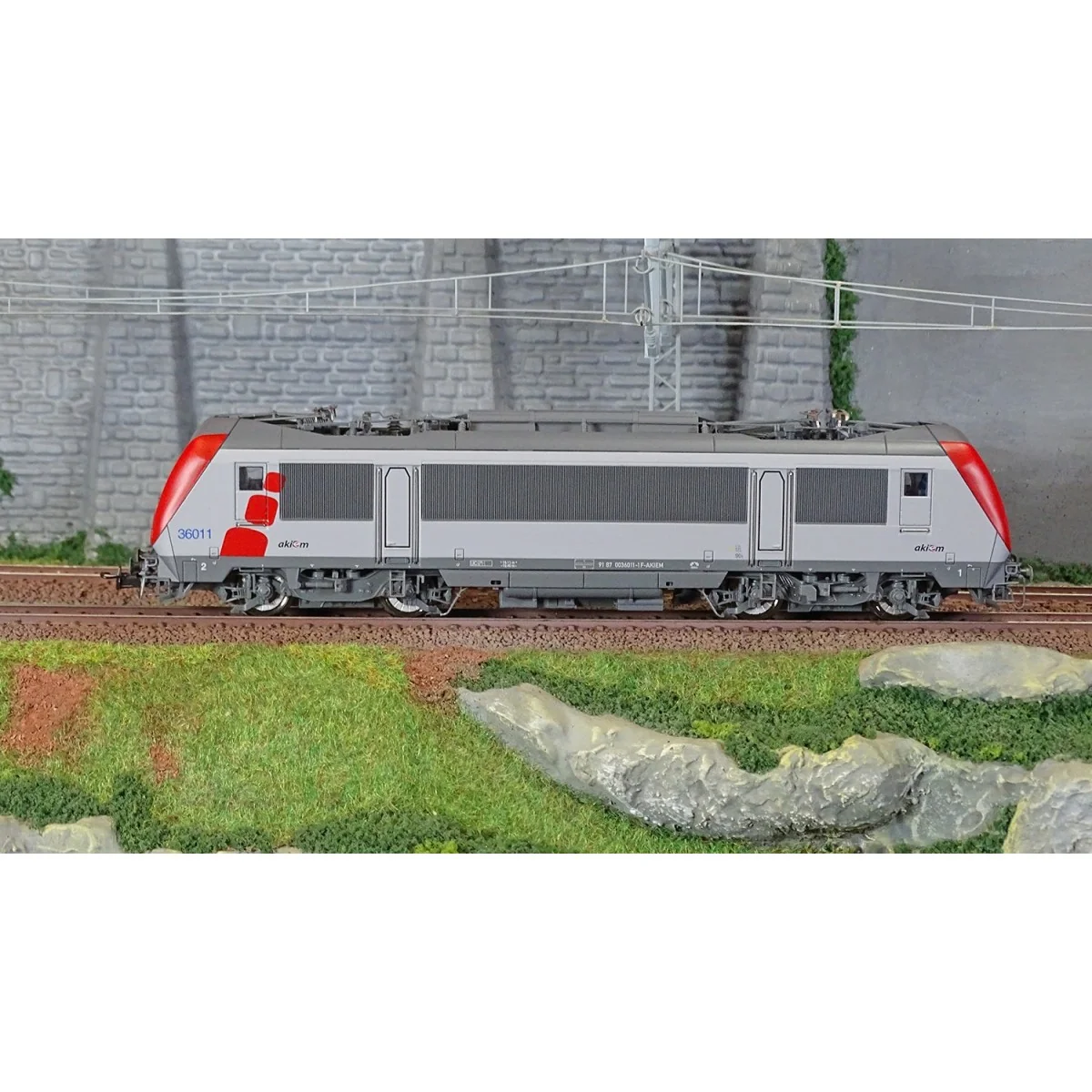Jouef HJ2460 BB 36011 Electric Locomotive, Astride, Akiem - HJ2460