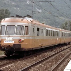 Jouef HJ2463 Autorail diesel RGP 1 avec remorque, SNCF, gris/orange, alpazur Jouef HJ2463 - 1