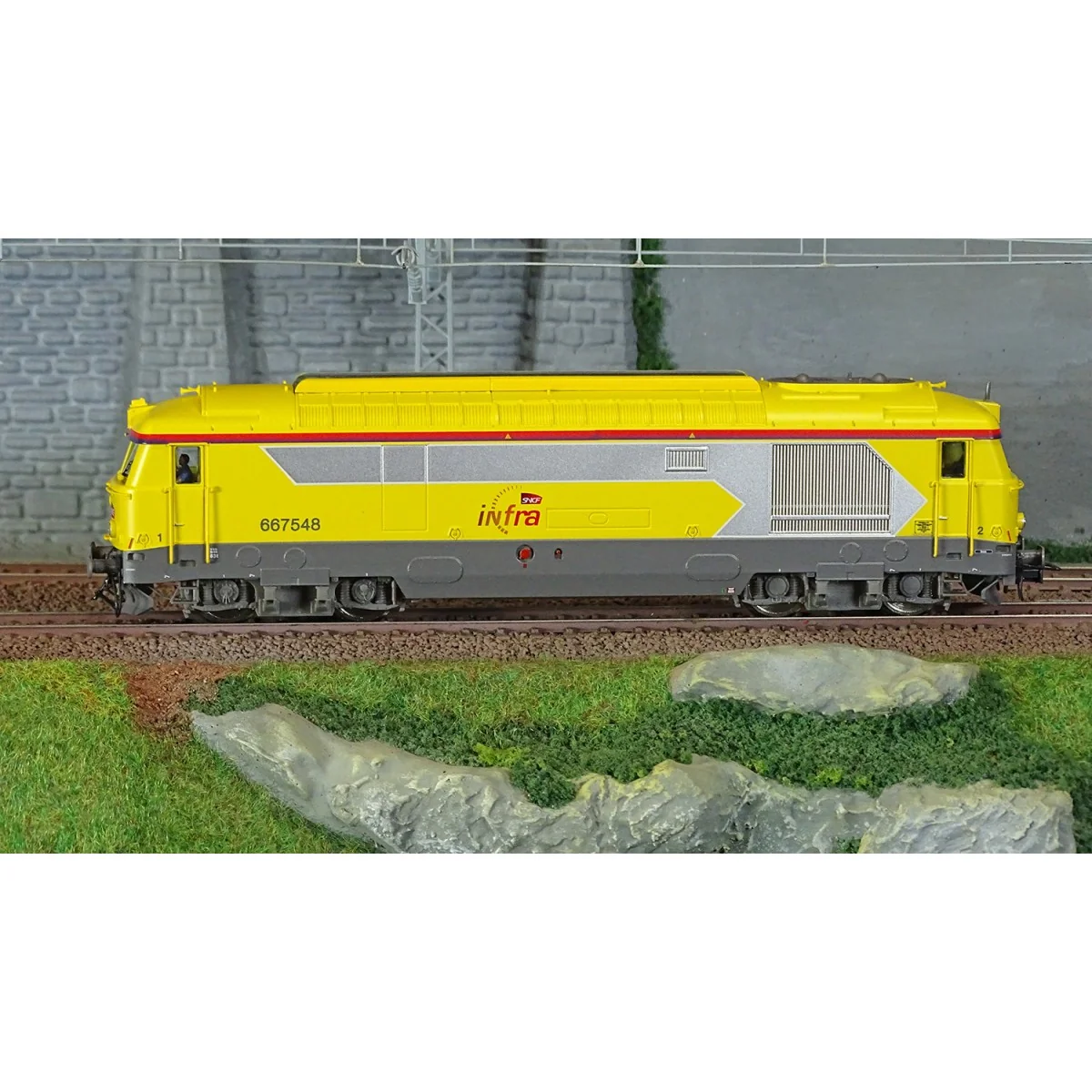 Jouef HJ2465 Locomotive diesel BB 667548, SNCF, livrée jaune INFRA Jouef HJ2465 - 2