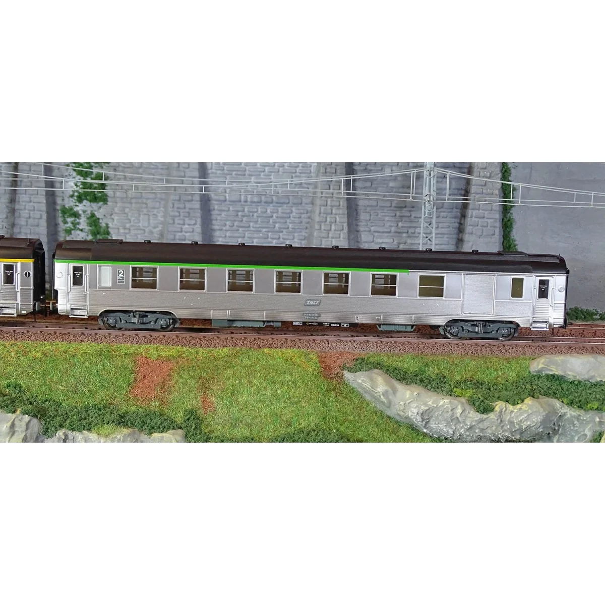 Jouef HJ4176 Set of 2 short passenger cars DEV Inox, SNCF, Corail c...