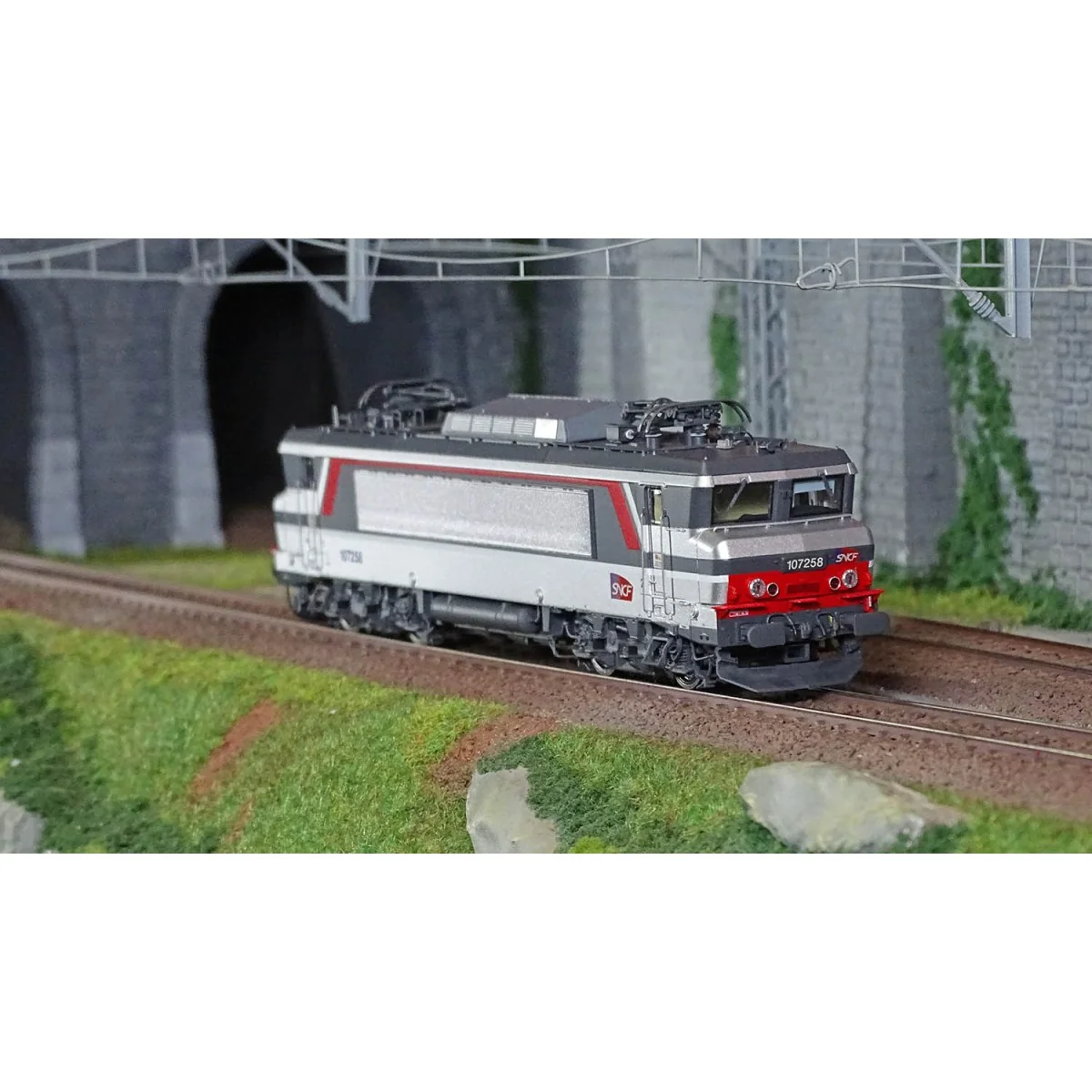 Ls Models 11208S Locomotive électrique BB 1107258 SNCF, Corail+, logo Carmillon, Toulouse, Digitale sonore Ls models Lsm_11208S 