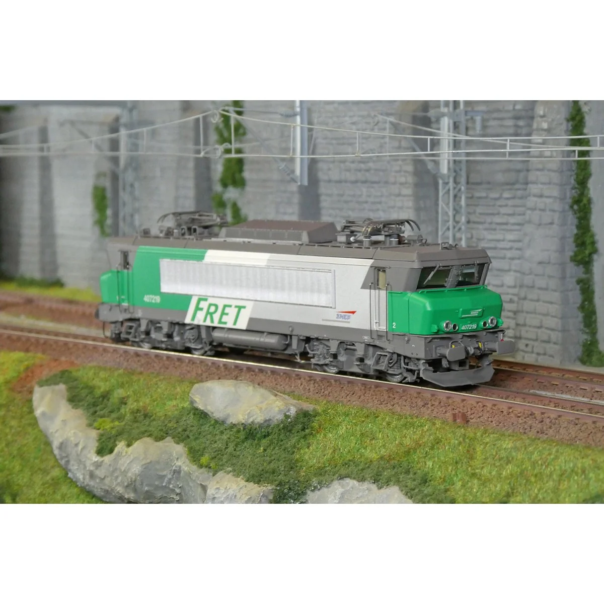 Ls Models 11202 Locomotive électrique BB 407219 SNCF, FRET, logo Casquette, Bordeaux Ls models Lsm_11202 - 3