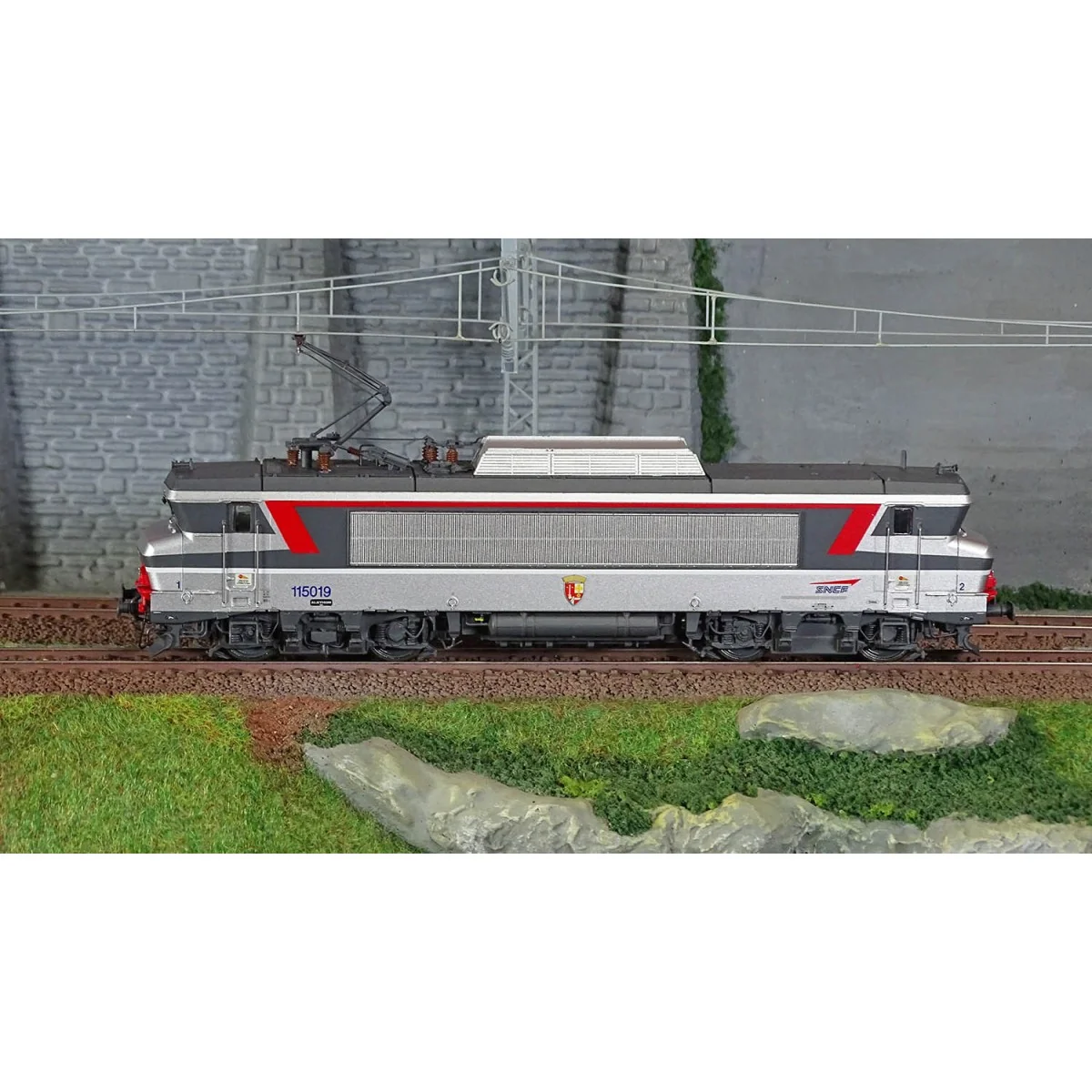 Ls Models 10479 SNCF BB 15019 Electric Locomotive, Corail+, Casquet... Ls Models 10479 SNCF BB 15019 Electric Locomotive, Corail+, Casquet...