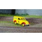 CB-171-Ree Modeles CB171 Voiture Renault JUVAQUATRE, Fourgon tôlé, BANANIA