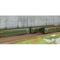 Ree Modeles VB389 Set of 3 short DEV AO passenger cars, SNCF, B10 U...