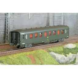 Ree Modeles VB395 Voiture voyageurs DEV AO courte, SNCF, B8 ex-A8 U53, vert 301, ep.IV Ree Modeles VB-395 - 1