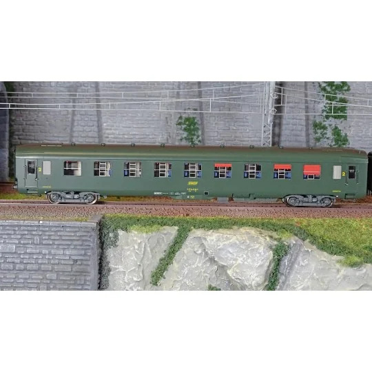 VB-405-Ree Modeles VB405 Set of 3 DEV AO Sleeping Cars, SNCF, B9c9, Green 301, Framed Logo, Era IV