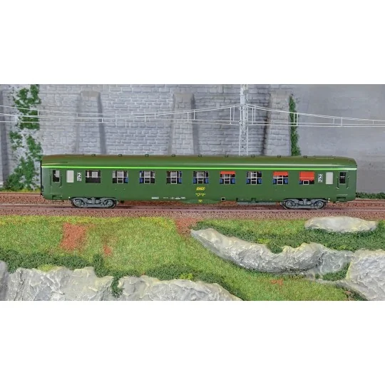 VB-407-Ree Modeles VB407 DEV AO Sleeping Car, SNCF, B9c9, Green 301, framed logo, Corail cartouche, ep.IV-V