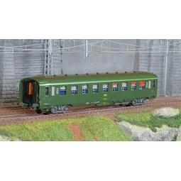 Ree Modeles VB408 Voiture voyageurs DEV AO Couchettes, SNCF, B9c9, Vert 301, logo encadré, cartouche Corail, ep.IV-V Ree Modeles