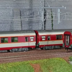 Jouef HJ4191 Set de 3 voitures voyageurs Grand Confort TEE Le Kléber, SNCF, A8u / A8tu / Vru, éclairées Jouef HJ4191 - 1