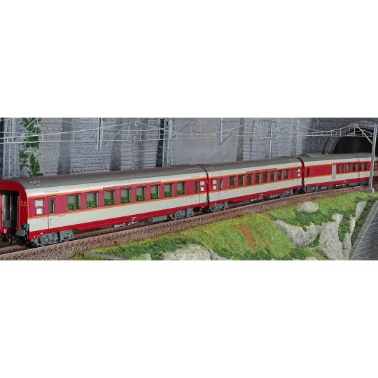 HJ4192-Jouef HJ4192 Set of 3 Grand Confort passenger cars TEE Le Kléber, SNCF, A8u / A8tu / A4Dtux, illuminated