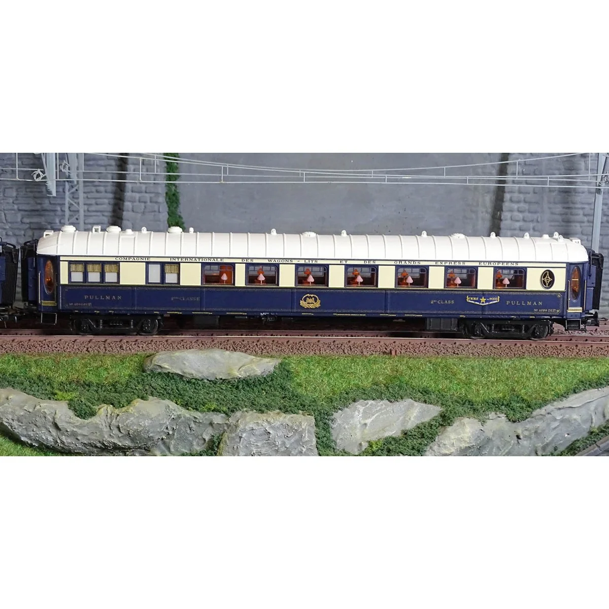 Jouef HJ4198 Set of 3 CIWL passenger cars, Etoile du Nord, DD3 / VP...
