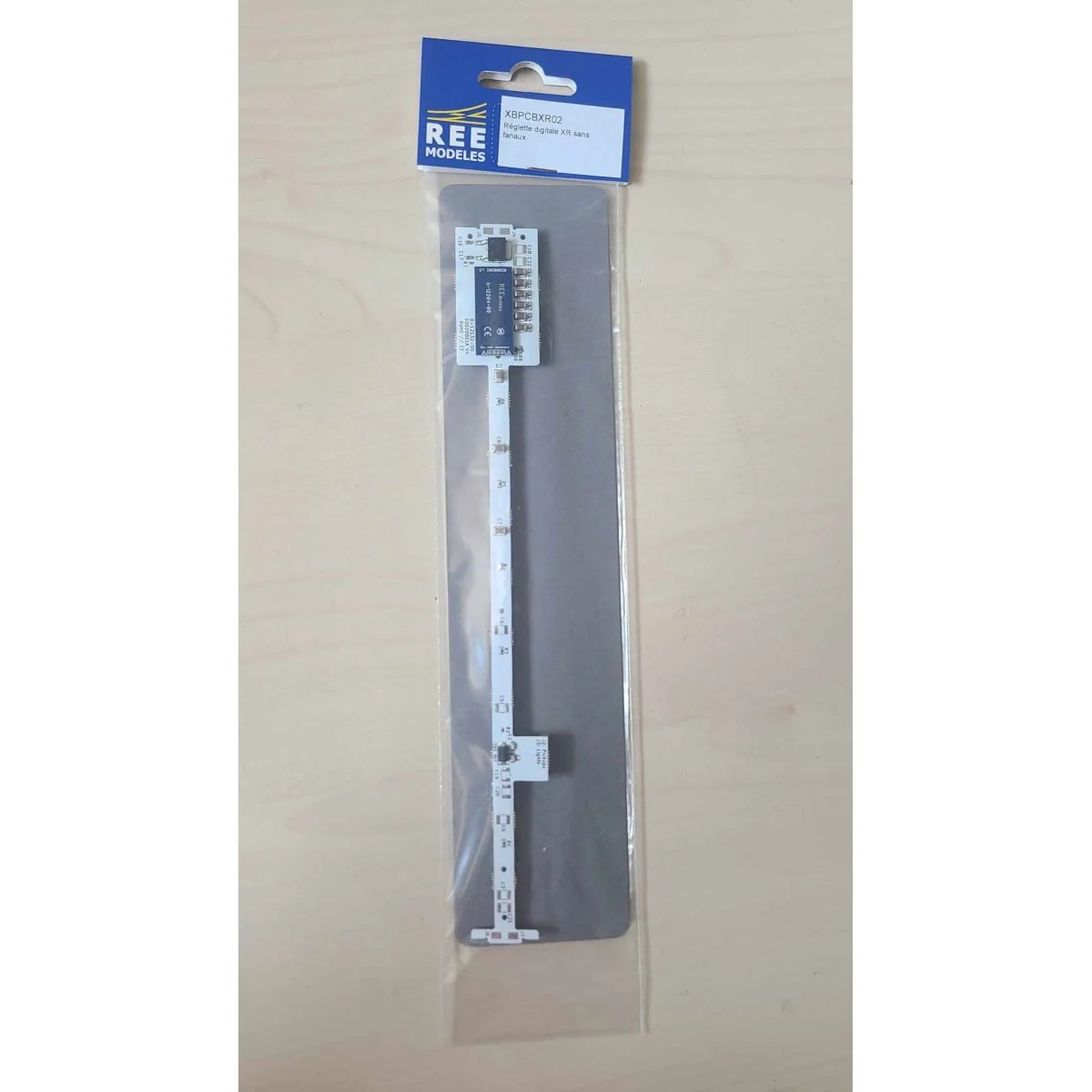 Ree Modeles XB-PCB-XR-02 XR Railcar Trailer Digital Lighting Strip ...