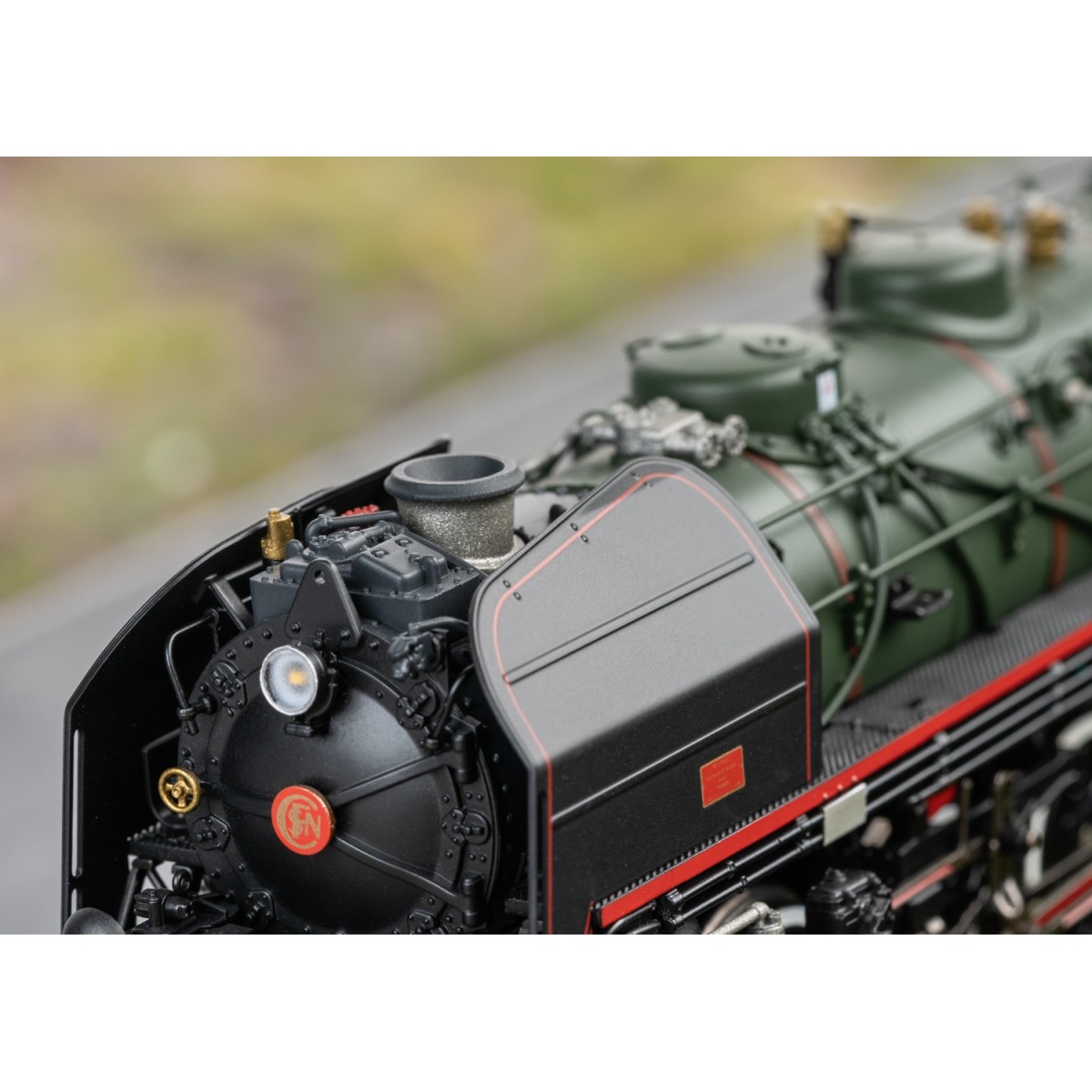 Trix 25141 Class 141-R 1244 Steam Locomotive, SNCF, Digital Sound -...