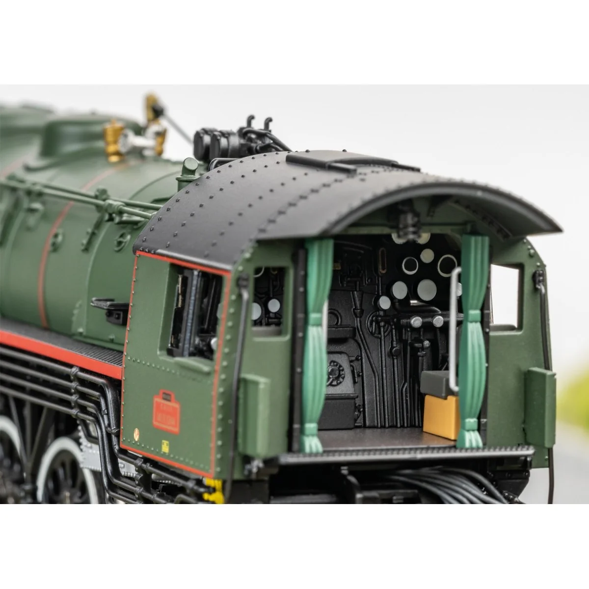 Trix 25141 Class 141-R 1244 Steam Locomotive, SNCF, Digital Sound -...