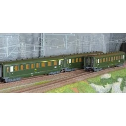 Marklin 43230 Set of 3 passenger cars, SNCF, 2x 2nd class and 1x 1s...