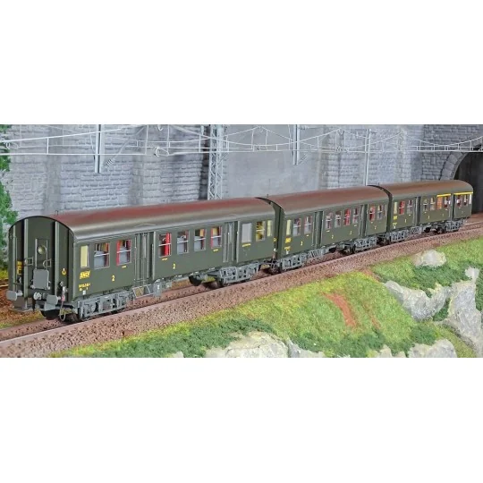 EPM_41.33.05-EPM 41.33.05 Set de 3 voitures Romilly, A5B4tz + B9 1/2t + B7Dt, châssis gris, logo encadré jaune, SNCF, éclairé