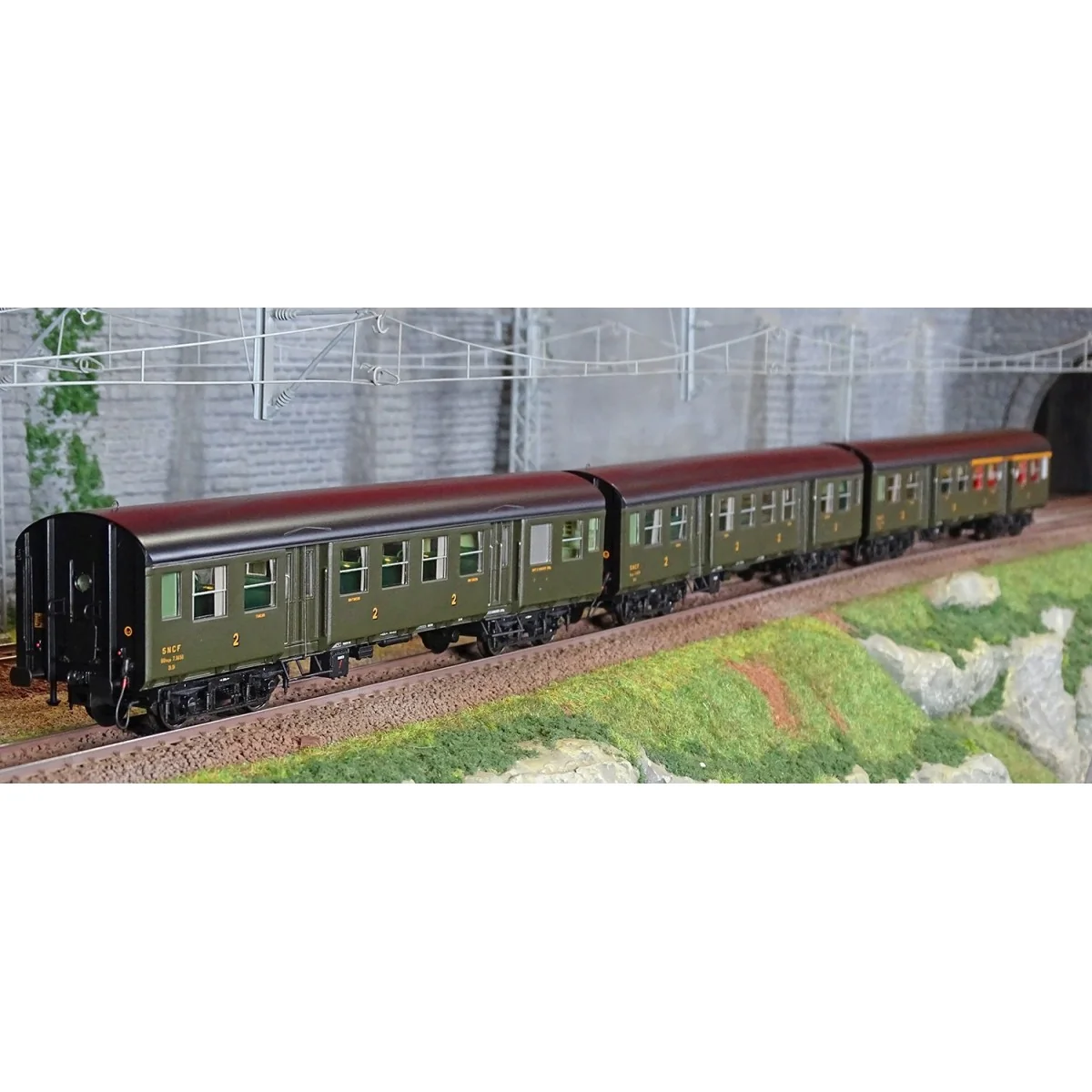 EPM 41.33.08 Set of 3 Romilly coaches, ABtmyp + Btmyfp + BDtmyp, bl...