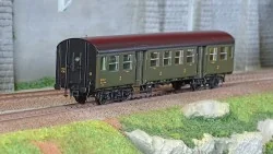 EPM 41.33.10 Romilly coach, Btmyp, black chassis, SNCF, illuminated