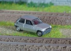 - Ree Modeles - CB-160