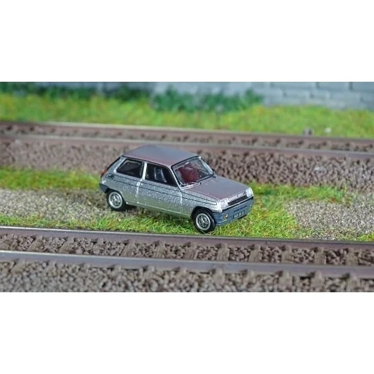 Ree Modeles CB160 Voiture Renault R5 Alpine 1976, Grise Ree Modeles CB-160 - 1 CB-160-Ree Modeles CB160 Voiture Renault R5 Alpine 1976, Grise