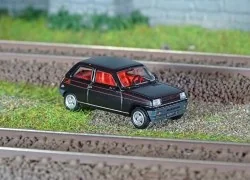 - Ree Modeles - CB-162