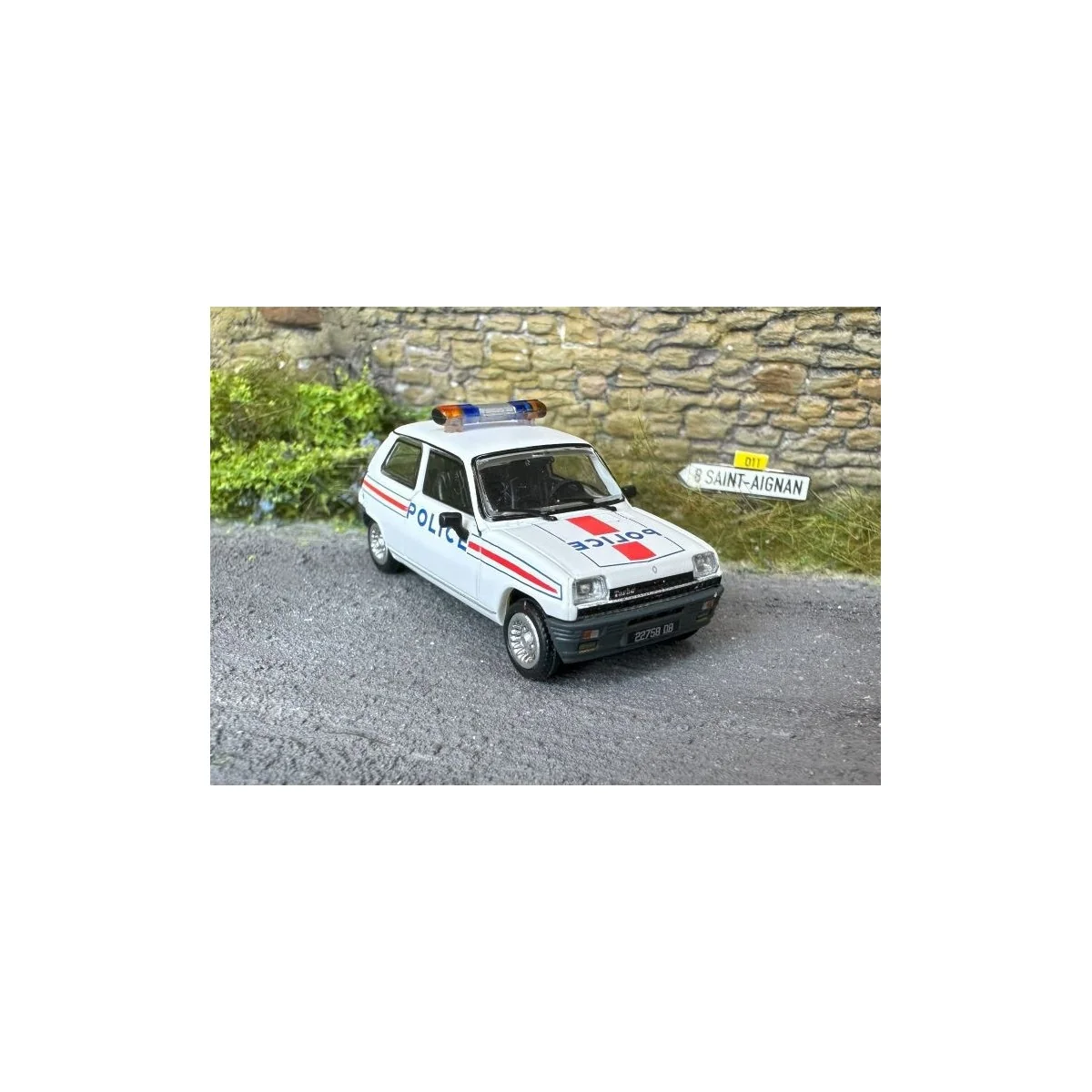 Ree Modeles CB167 Voiture Renault R5 Alpine Turbo 1981, Police Ree Modeles CB-167 - 1 Ree Modeles CB167 Voiture Renault R5 Alpine Turbo 1981, Police Ree Modeles CB-167 - 1