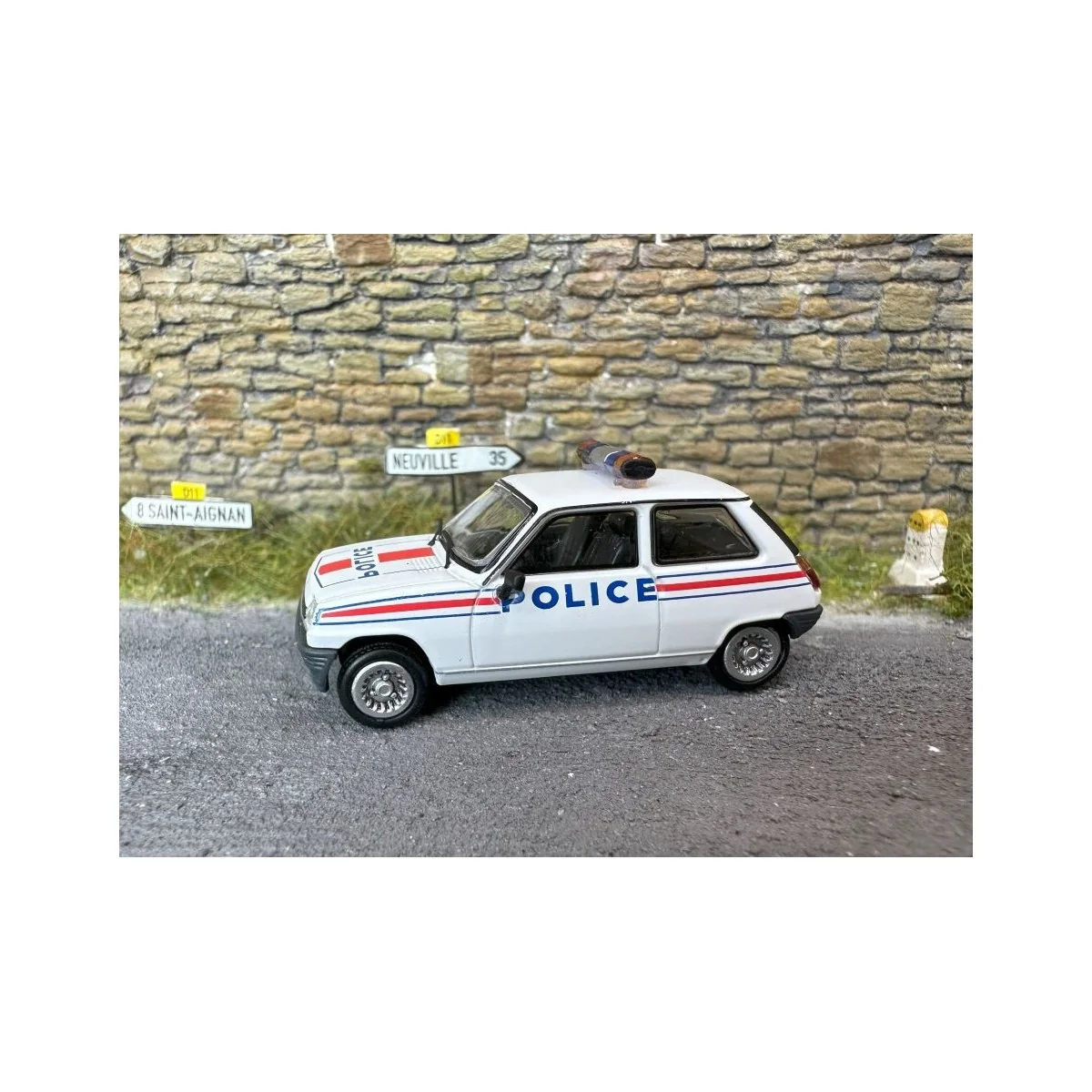 Ree Modeles CB167 Voiture Renault R5 Alpine Turbo 1981, Police Ree Modeles CB-167 - 2 Ree Modeles CB167 Voiture Renault R5 Alpine Turbo 1981, Police Ree Modeles CB-167 - 2
