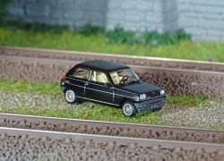 - Ree Modeles - CB-165