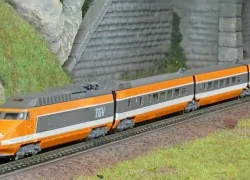 Azar T01-OR1A Coffret TGV Paris Sud-Est (PSE), record du monde, SNCF, orange, échelle Z AZAR Models AZAR_T01-OR1A - 1