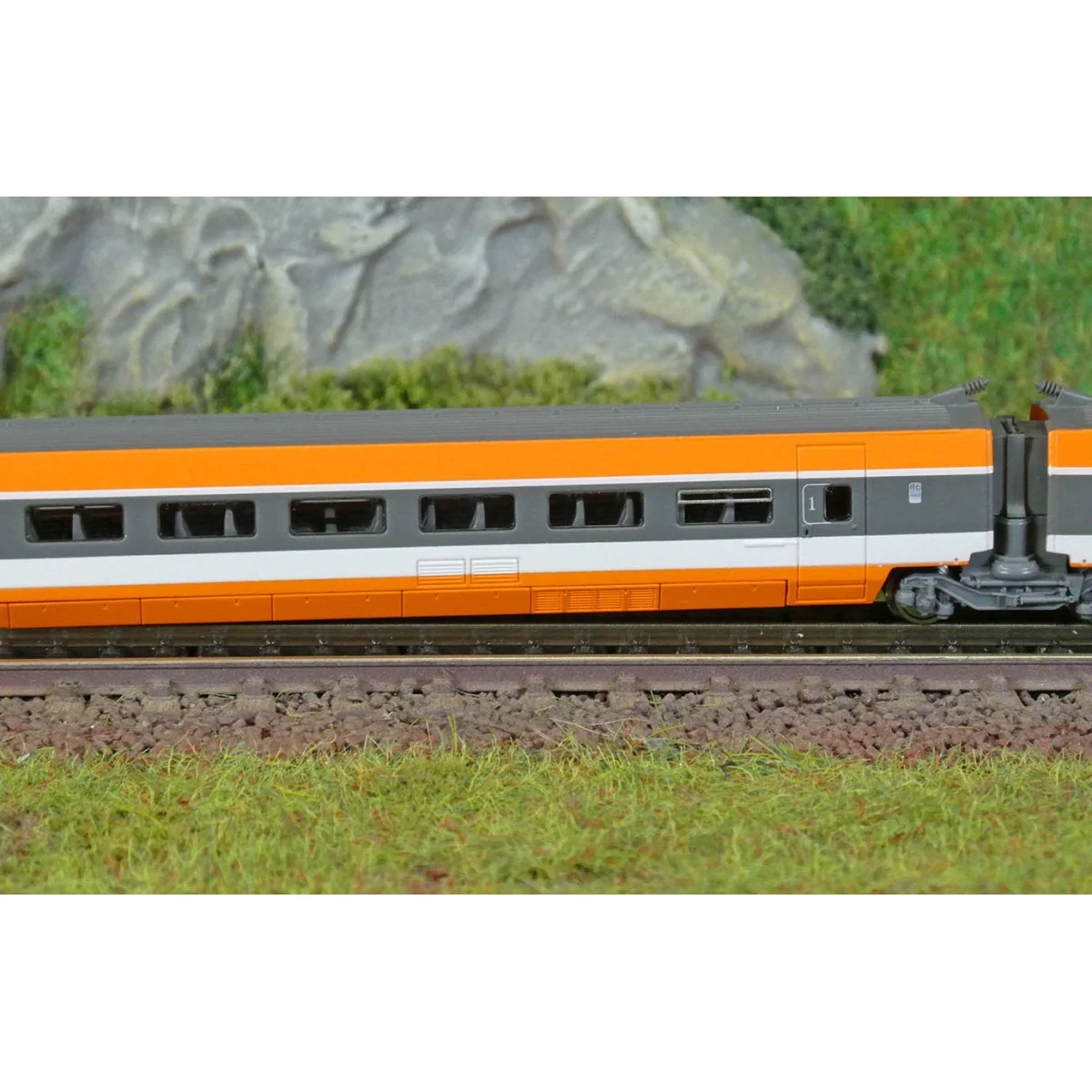 Azar T01-OR2 Set of 3 additional TGV Paris Sud-Est (PSE) cars, worl...