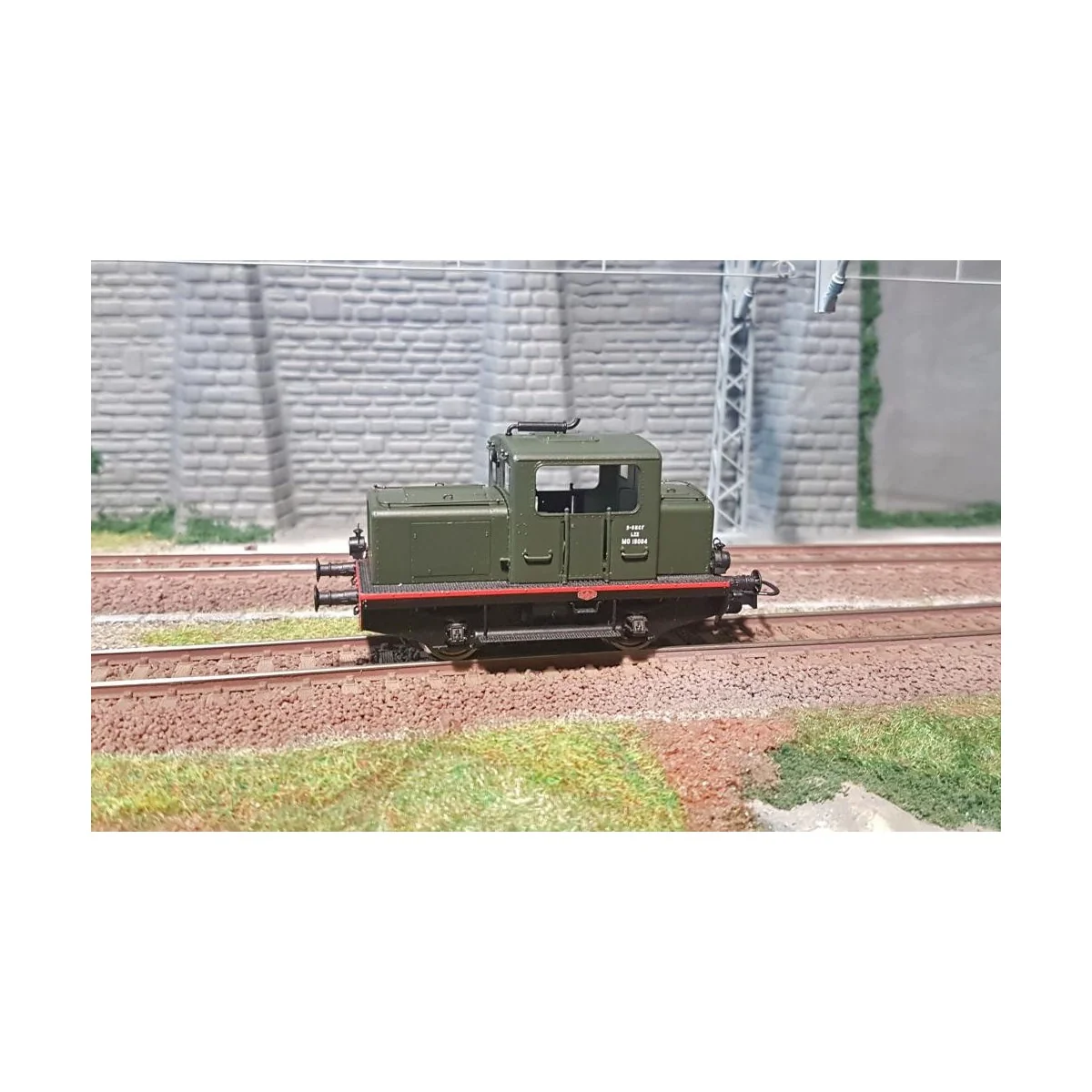 Ree Modeles MB050 Locotracteur MOYSE 32 TDE ep. III, Vert 306, Ancienne lanternes Ree Modeles MB-050 - 1