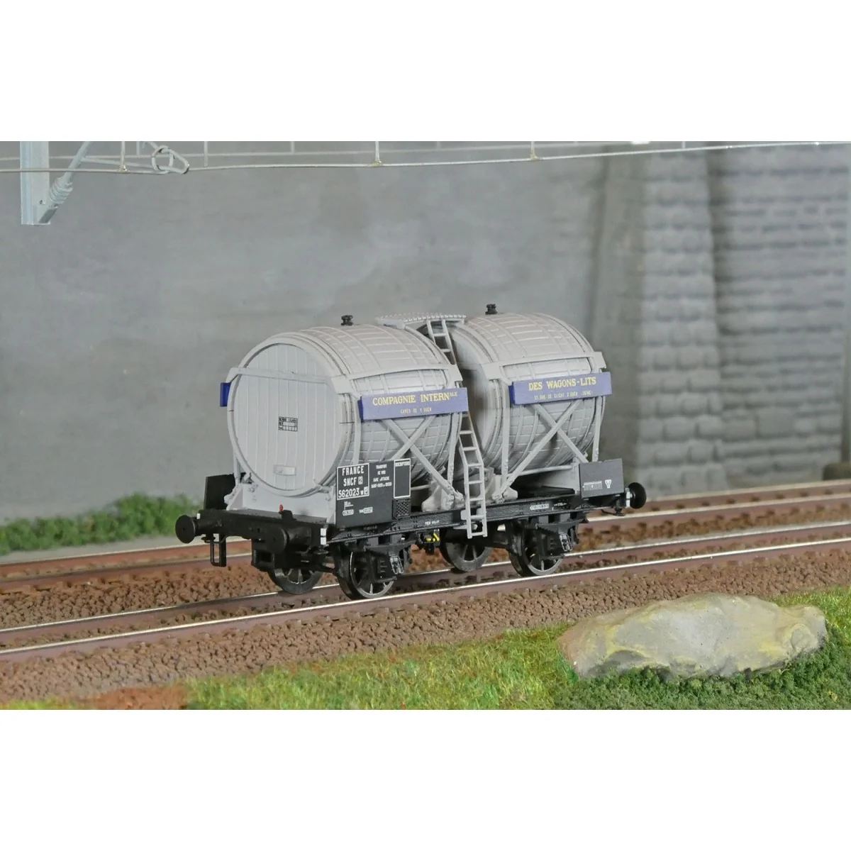 LS Models 30560 OCEM Twin-Lightning Tank Wagon, without guard's cab...