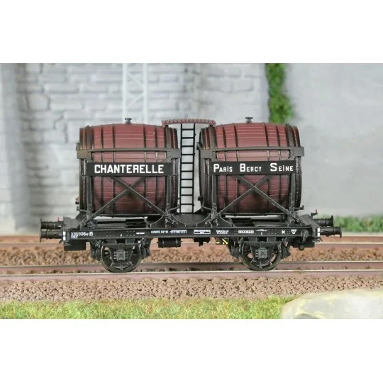 Lsm_30562-LS Models 30562 OCEM Bi-foudres tank wagon, without guard's cabin, brown, CHANTERELLE, SNCF