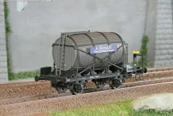 Ls Models 30564 OCEM Monovoltaic Tank Wagon, with guard's cabin, br...