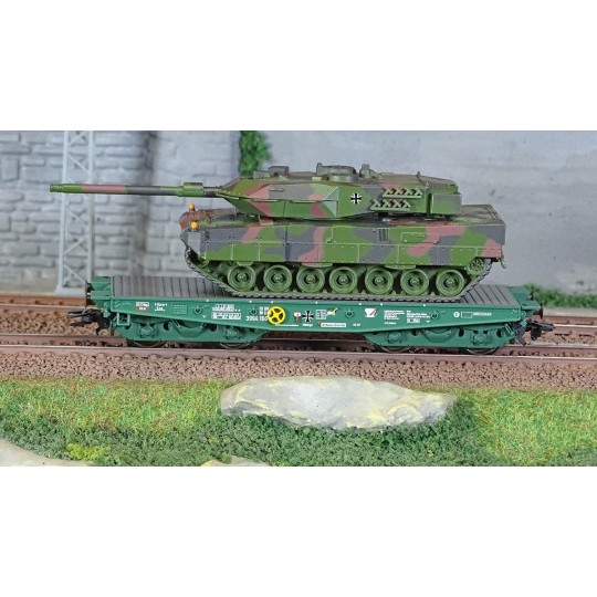 Marklin_48870-Marklin 48870 Rlmmps flat wagon for heavy load transport, DB, with Leopard 2A6 tank
