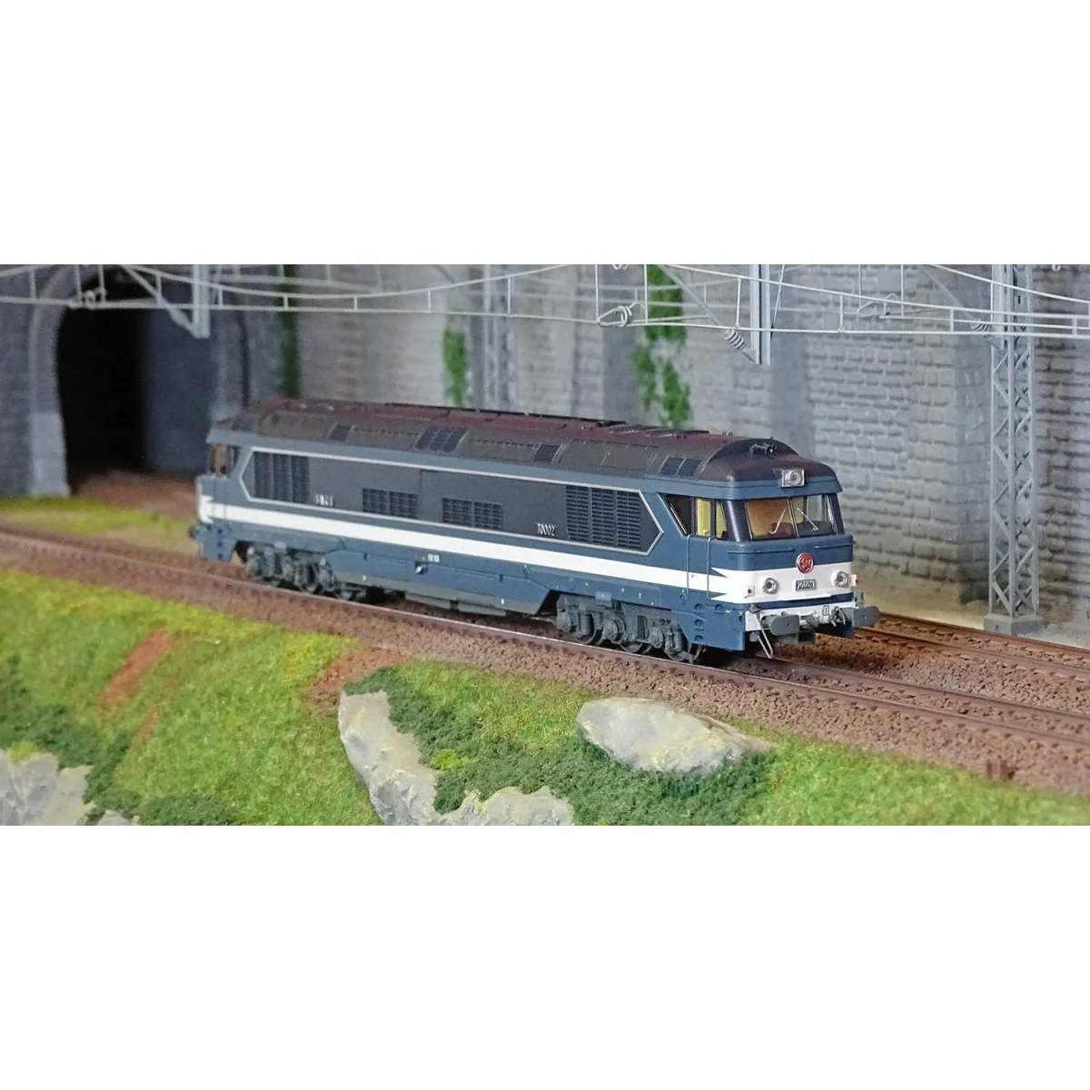 Ree Modeles CC70002 Locomotive diesel CC 70002, Livrée d'origine, plaques en relief, dépôt CHALINDREY Ree Modeles CC-70002 - 3