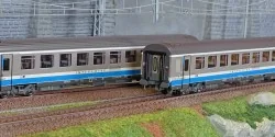 LS Models 41214 Set of 2 VTU coaches, 2x B9 1/2 tuxedo, original In...
