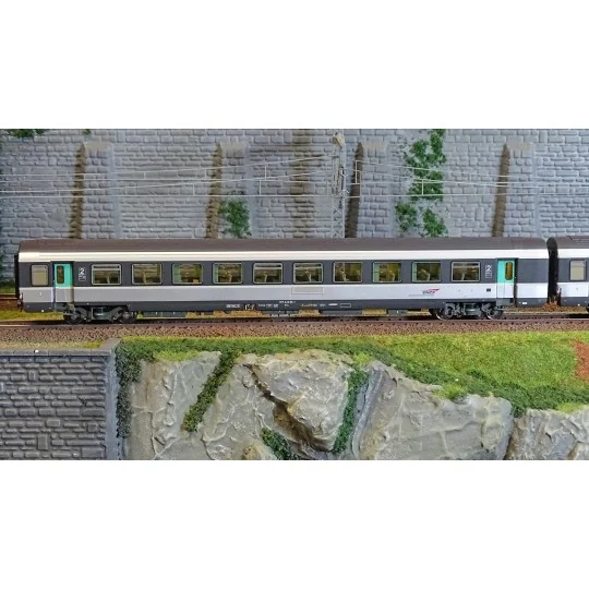 Lsm_41215-LS Models 41215 Set of 3 VTU coaches, B5rtux / A10rtu / B11rtu, Corail+ livery, SNCF, Casquette logo, illuminated