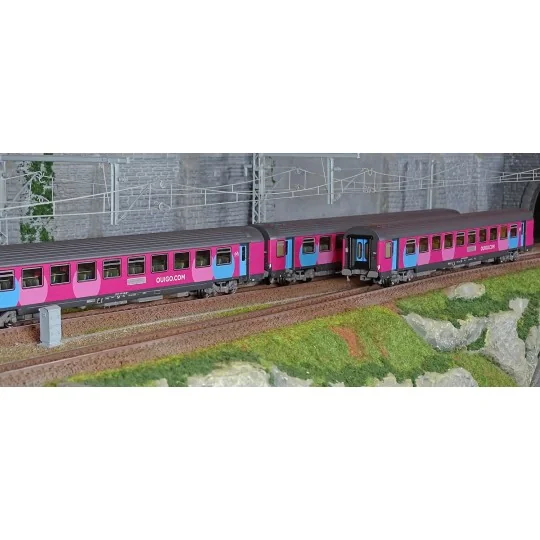 Lsm_40993-LS Models 40993 Set of 3 VTU B10/B11/B11 coaches, Ouigo, dark grey roof, illuminated