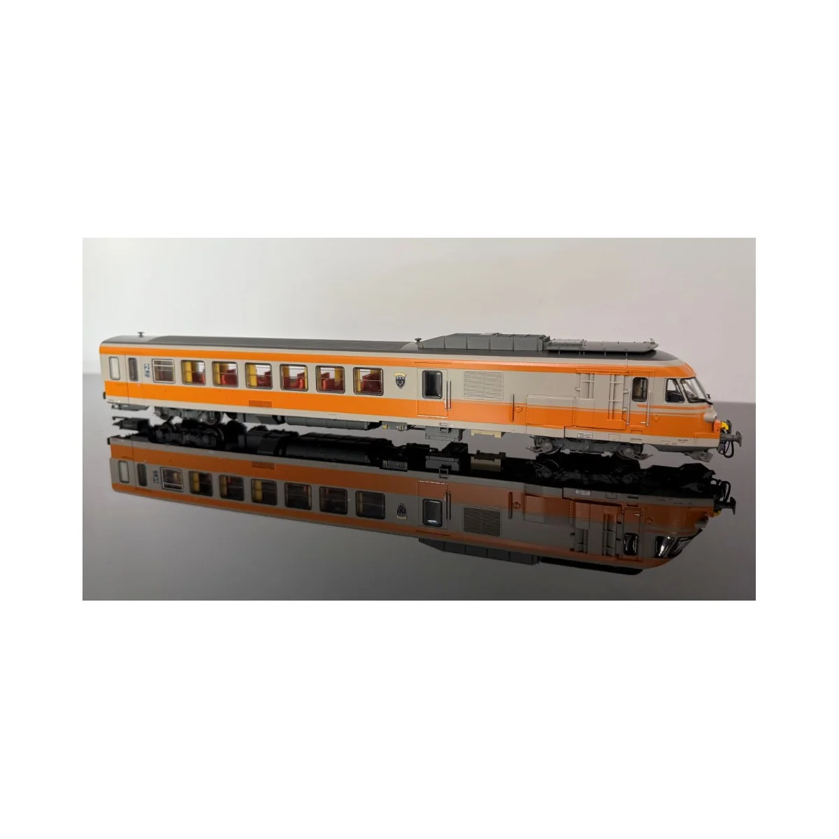 EPM E.22.15.04 Coffret rame complète RTG N°37, gris Béton 804 et Chamois 432, blason Tours, Caen EPM, Euro Passion Models EPM_E.