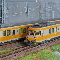 EPM E.22.15.04S Coffret rame complète RTG N°37, gris Béton 804 et Chamois 432, blason Tours, Caen, sonore EPM, Euro Passion Mode