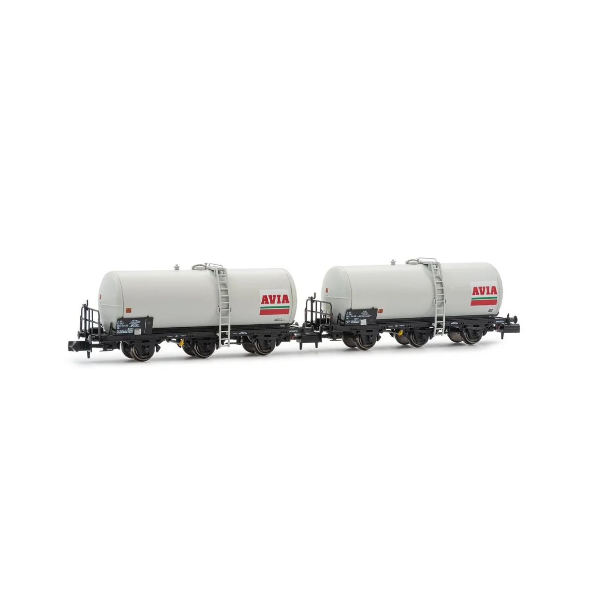 Arnold HN6676 Set of 2 three-axle tank wagons, SNCF, AVIA, N scale Arnold HN6676 Set of 2 three-axle tank wagons, SNCF, AVIA, N scale