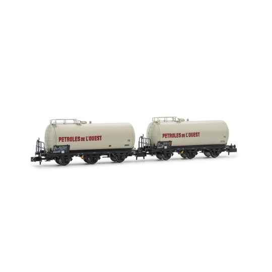 HN6677-Arnold HN6677 Set of 2 three-axle tank wagons, SNCF, Petroles de l'Ouest, N scale